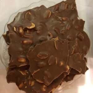 Milchschokolade mit Erdnüssen (Aschanti, 200 Gramm)